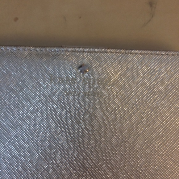 Kate Spade bi-fold Wallet Metallic Gold Leather - Picture 2 of 8